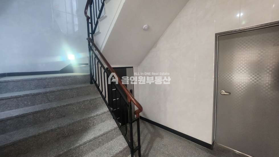 충남 천안서북구 성환읍 성환리 천안다가구 19가구 사무실1개인 대학가 및 산업단지 근처에 위치하며 앞으로 더많은 신축 산업단지가 예정된 미래창창한 곳 매매 매물번호 10283 사진 5