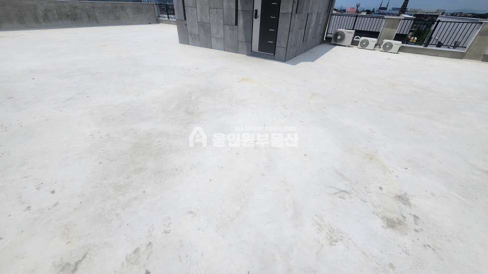 충남 천안서북구 성환읍 성환리 천안다가구 19가구 사무실1개인 대학가 및 산업단지 근처에 위치하며 앞으로 더많은 신축 산업단지가 예정된 미래창창한 곳 매매 매물번호 10283 사진 11