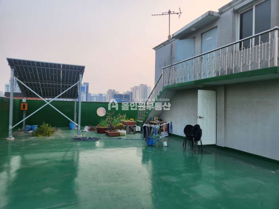 충남 천안서북구 두정동 천안 두정동 상가건물 통매매 주인세대 거주 가능 주택용 태양광3KW 있음. 매매 매물번호 10089 사진 5