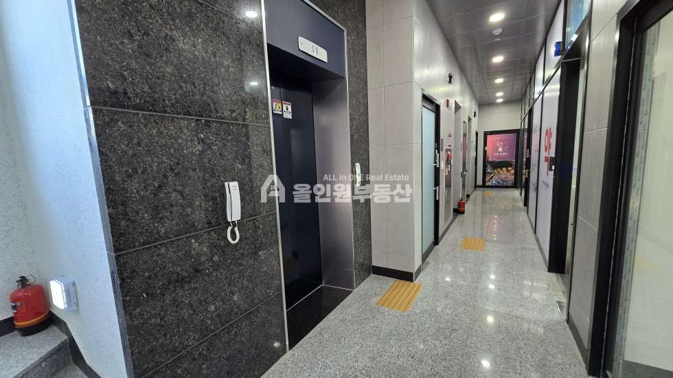 충남 천안서북구 성거읍 저리 1동 천안빌딩매매 병원으로 임대가 맞춰진 신축 꼬마빌딩! 그런데 미래가치또한 어마무시! 호재가득한 노다지 빌딩 매매 매물번호 10346 사진 6