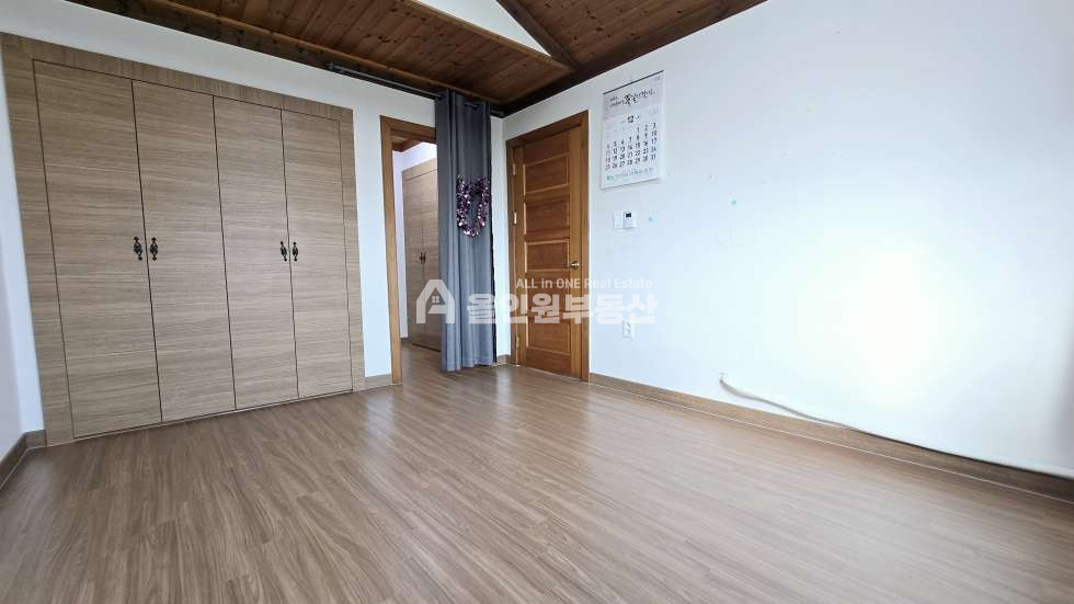 충남 천안동남구 병천면 가전리 천안전원주택 정자가 있는 아름다운 정원, 리모델링 된집! 피톤치드 넘치는 편백나무집! 매매 매물번호 10340 사진 10