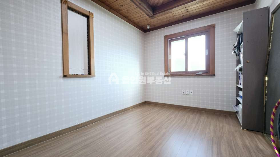 충남 천안동남구 병천면 가전리 천안전원주택 정자가 있는 아름다운 정원, 리모델링 된집! 피톤치드 넘치는 편백나무집! 매매 매물번호 10340 사진 14