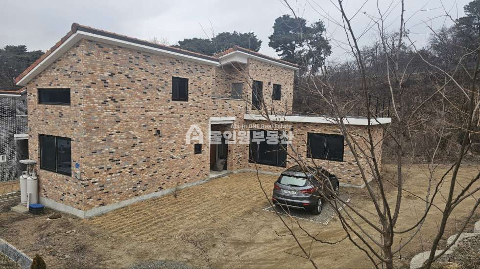 충남 천안서북구 신당동 천안 신당동에 위치한 넓은 마당이 있는 듀플렉스 구조에 전원주택 매매 매물번호 10191 사진 1