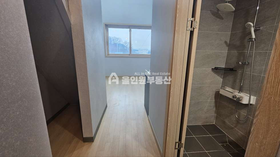 충남 천안서북구 신당동 천안 신당동에 위치한 넓은 마당이 있는 듀플렉스 구조에 전원주택 매매 매물번호 10191 사진 5