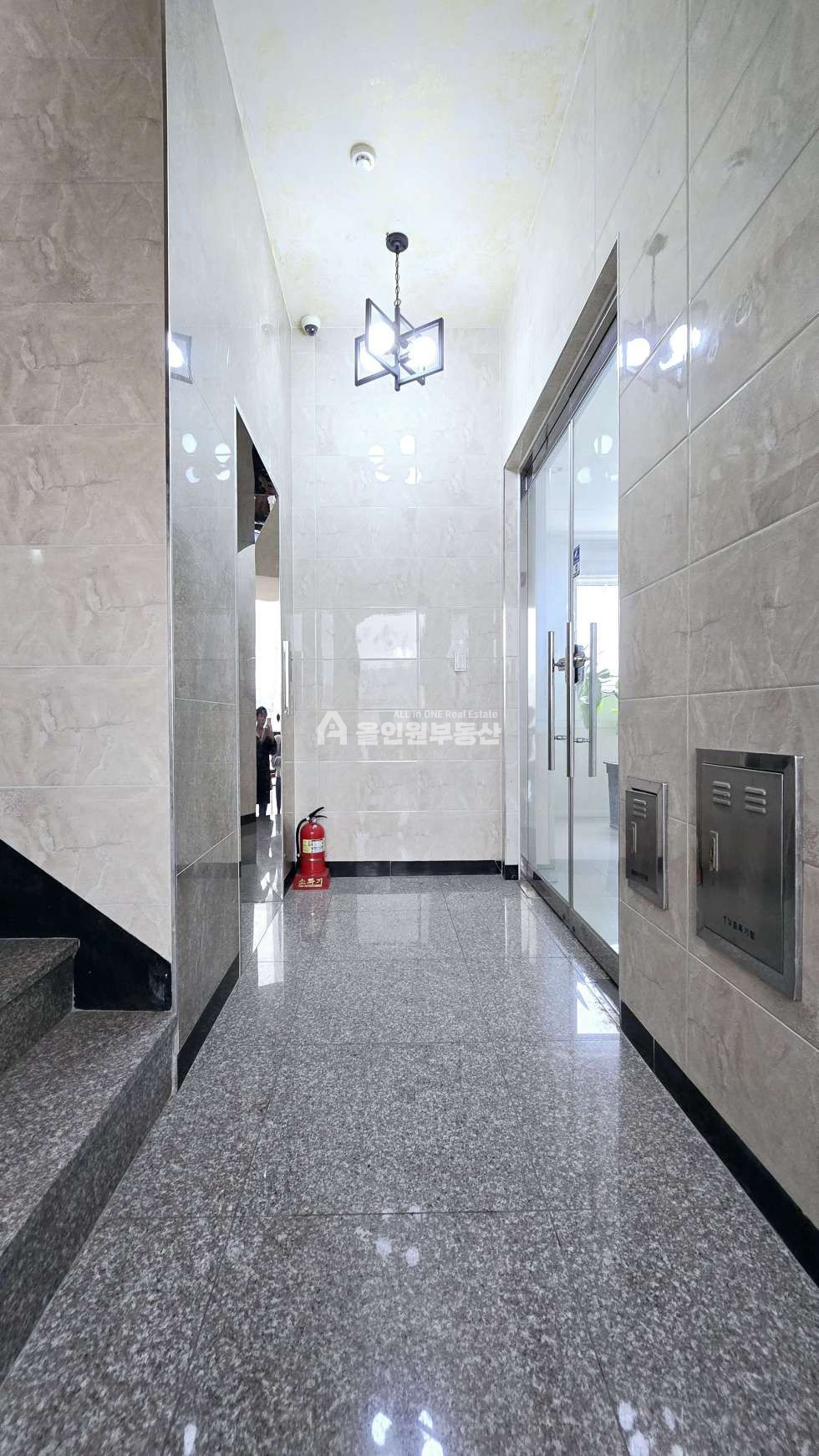 충남 천안동남구 신방동 천안빌딩매매 원가에 매매가하는 초 급매 꼬마빌딩! 항아리 상권으로 수요 탄탄한 올상가 빌딩 매매 매물번호 10344 사진 2