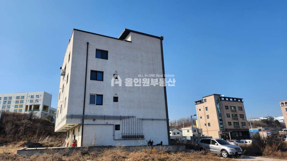 충북 충주시 대소원면 본리 충북 충주시 대소원면 상가주택 통매매 서충주 신도시 메가폴리스 산업단지,첨단산업단지 사이에 있는 수요가 정말 많은 공실없는곳 매매 매물번호 10198 사진 4