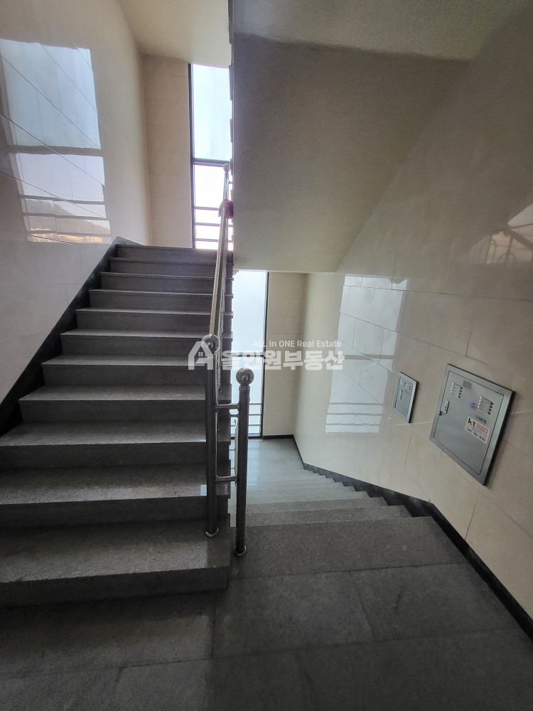 충남 천안동남구 안서동 천안 건물매매 안서동 건물매매 다가구 통매매(안서동 위치좋은 대학가 상가건물 통매매) 매매 매물번호 10079 사진 4