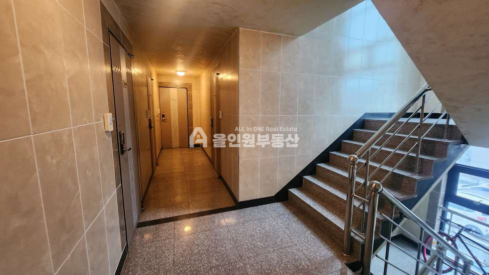 충남 천안서북구 성정동 천안 성정동 다가구 통매매 19가구 축구센터 근처 위치 주거환경 모두 좋은 꿀매물 매매 매물번호 10189 사진 6