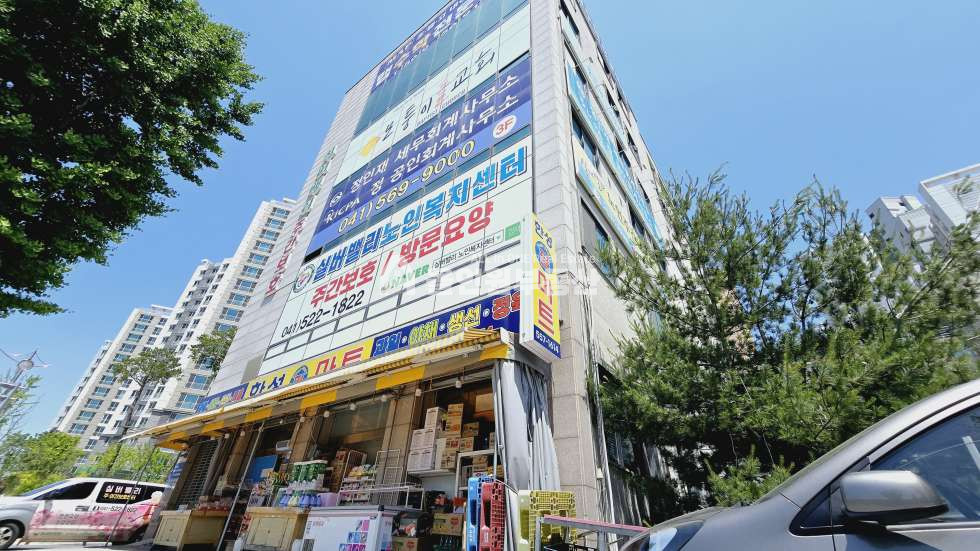 충남 천안동남구 문화동 급매! 천안빌딩 올근생꼬마빌딩! 천안역, 터미널 근방 올근생 빌딩! 아파트단지에 둘러쌓인 단지내 상가같은곳! 매매 매물번호 10231 사진 1