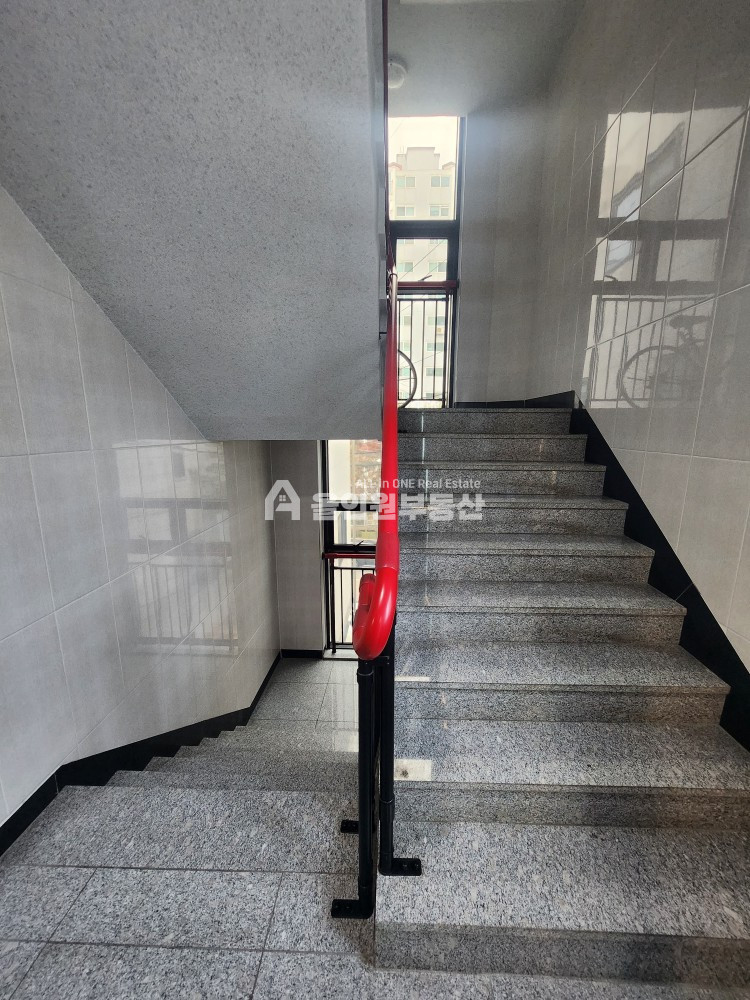 충남 천안서북구 백석동 주1동 천안다가구주택 이곳이 바로 공실 없는곳! 주인세대까지?! 대지 133평 16가구 매매 매물번호 10109 사진 4