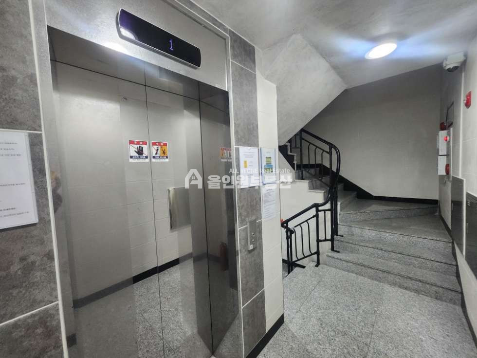충남 천안서북구 성성동 천안상가주택 코너입지에 위치한 신축 상가주택 계속해서 발전하는 성성동에 위치한 미래가치 높은곳 매매 매물번호 10105 사진 2