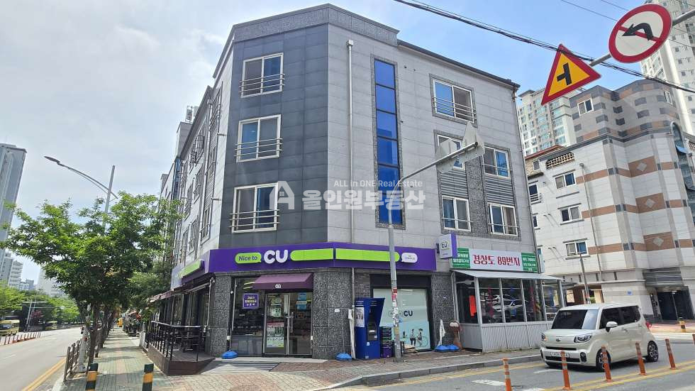 충남 천안서북구 백석동 천안 건물 투자 1순위, 백석동 대로변 코너 1층 편의점 입점 완료, 주인세대 실거주 추천! 매매 매물번호 10589 사진 1