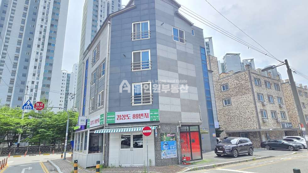 충남 천안서북구 백석동 천안 건물 투자 1순위, 백석동 대로변 코너 1층 편의점 입점 완료, 주인세대 실거주 추천! 매매 매물번호 10589 사진 3