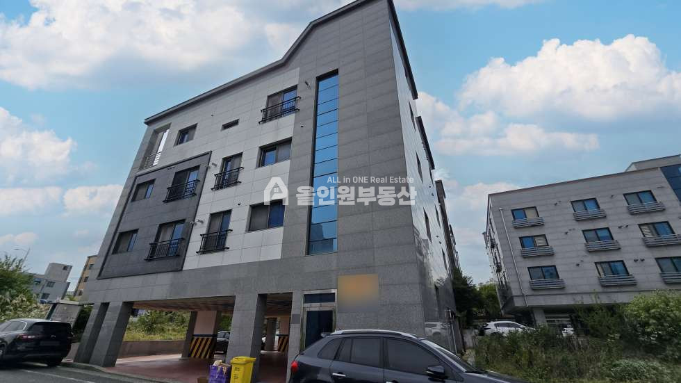 충남 천안동남구 신방동 천안 신방동 12억대 수익형건물 통매매 주인세대 거주하면서 수익내기 좋은 건물 매매 매매 매물번호 10050 사진 2