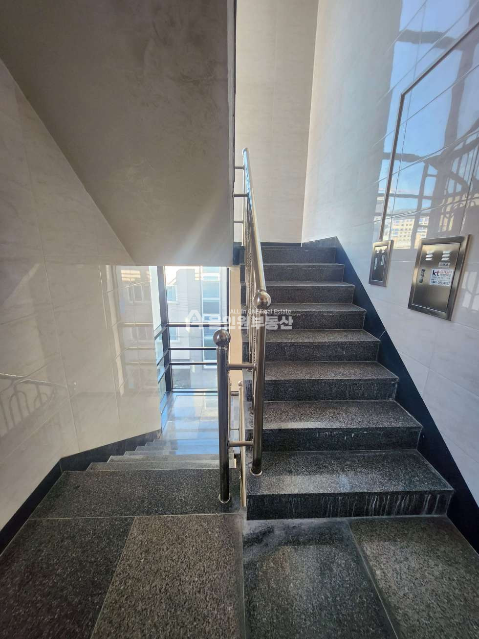 충남 천안서북구 두정동 천안 두정동 건물 매매 역세권 통매매 수익률 좋은 건물 두정역 도보 5분거리 매매 매물번호 10047 사진 3