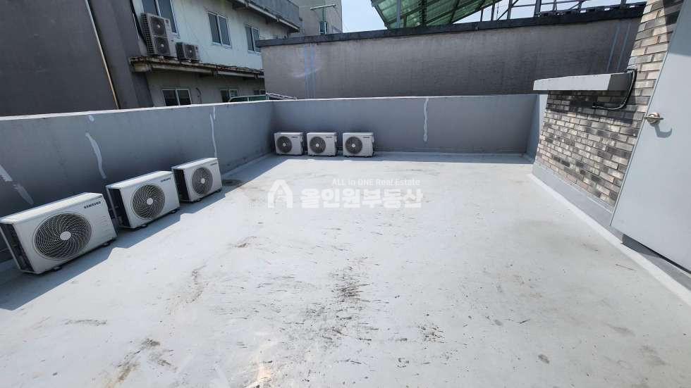 충북 청주흥덕구 복대동 주건축물제1동 충북 청주시 흥덕구 복대동 상가주택 통매매 공업단지와 고속버스터미널, IC 사이에 있는 월수입이 큰 상가주택 매매 매물번호 10199 사진 15