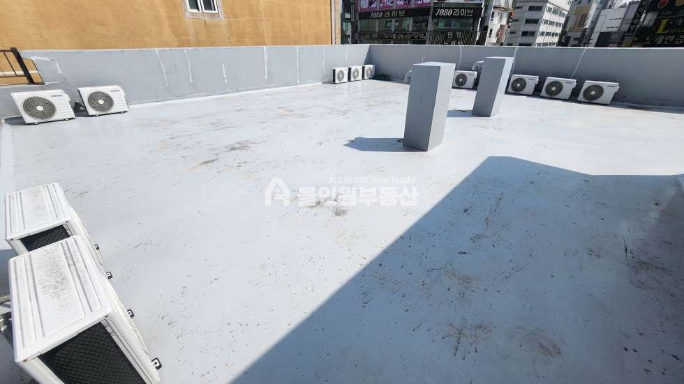 충북 청주흥덕구 복대동 주건축물제1동 충북 청주시 흥덕구 복대동 상가주택 통매매 공업단지와 고속버스터미널, IC 사이에 있는 월수입이 큰 상가주택 매매 매물번호 10199 사진 16