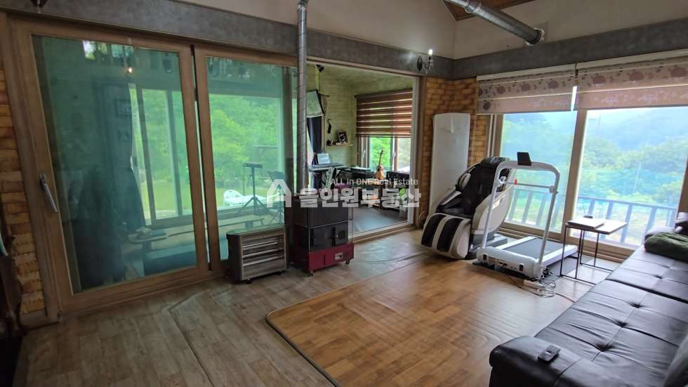 충남 천안동남구 광덕면 광덕리 급매!! 2가구 쌍둥이 천안 전원주택! 저 푸른 산속 위에 그림같은 집! 지금 아니면 기회없다 매매 매물번호 10234 사진 13