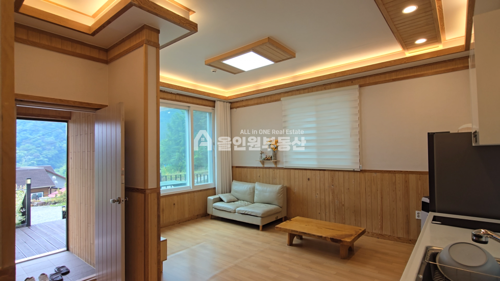 충남 천안동남구 광덕면 광덕리 급매! 천안건물매매 천안펜션매매 광덕산의 절경을 그대로 녹인듯한 신축펜션 2동 매매 연 6000씩 벌리는 곳! 매매 매물번호 10246 사진 11